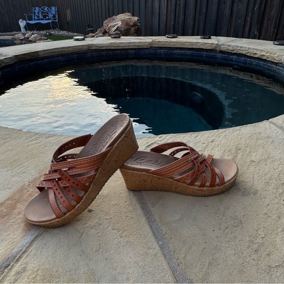Cali Skechers Cognac Sandals with Luxe Foam - Picture 13 of 14